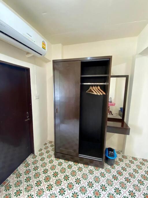 בנגקוק Ratanawong Place 823 מראה חיצוני תמונה